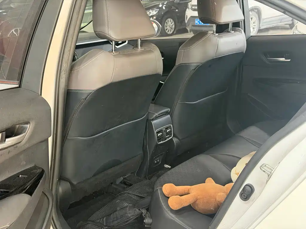 Toyota Allion — миниатюра 5