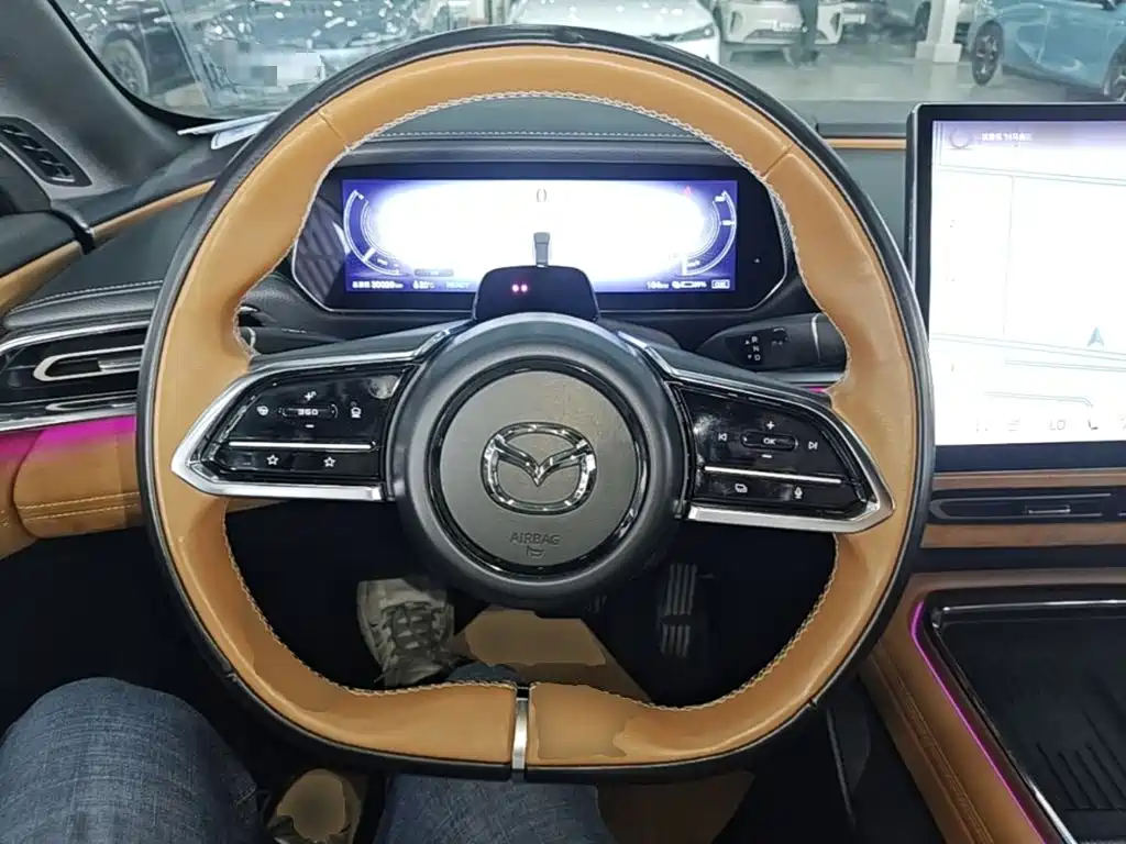 Mazda EZ-6 — миниатюра 11