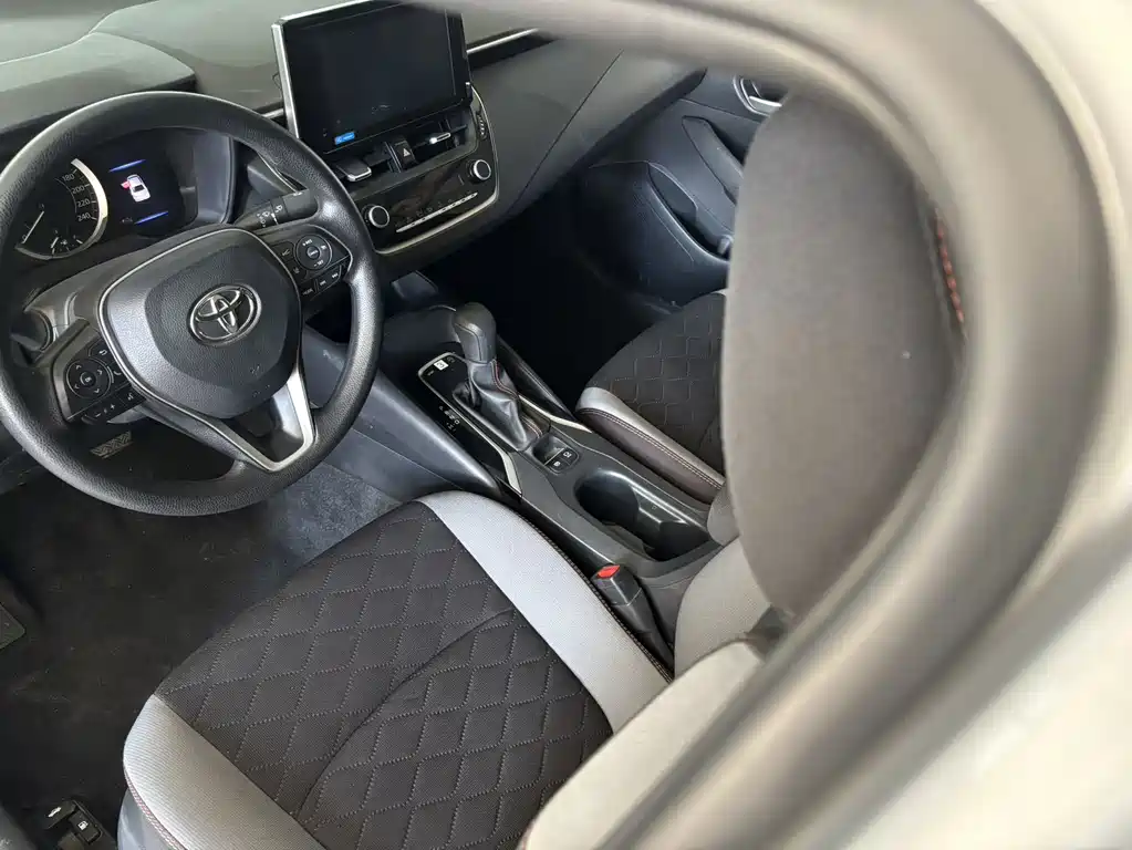 Toyota Corolla — миниатюра 8