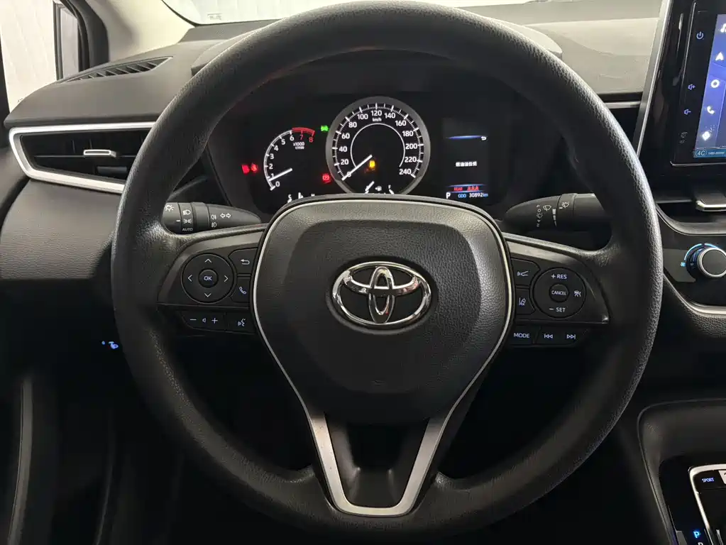 Toyota Corolla — миниатюра 12