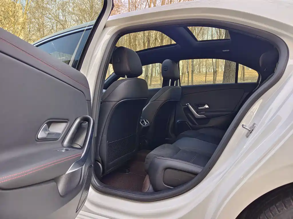 MERCEDES-BENZ A CLASS