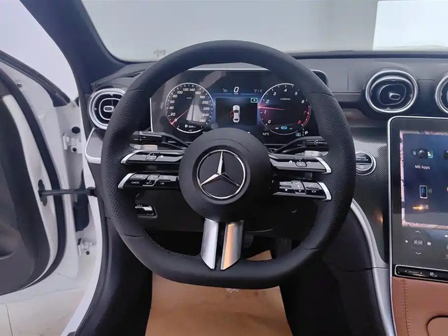 MERCEDES-BENZ C CLASS