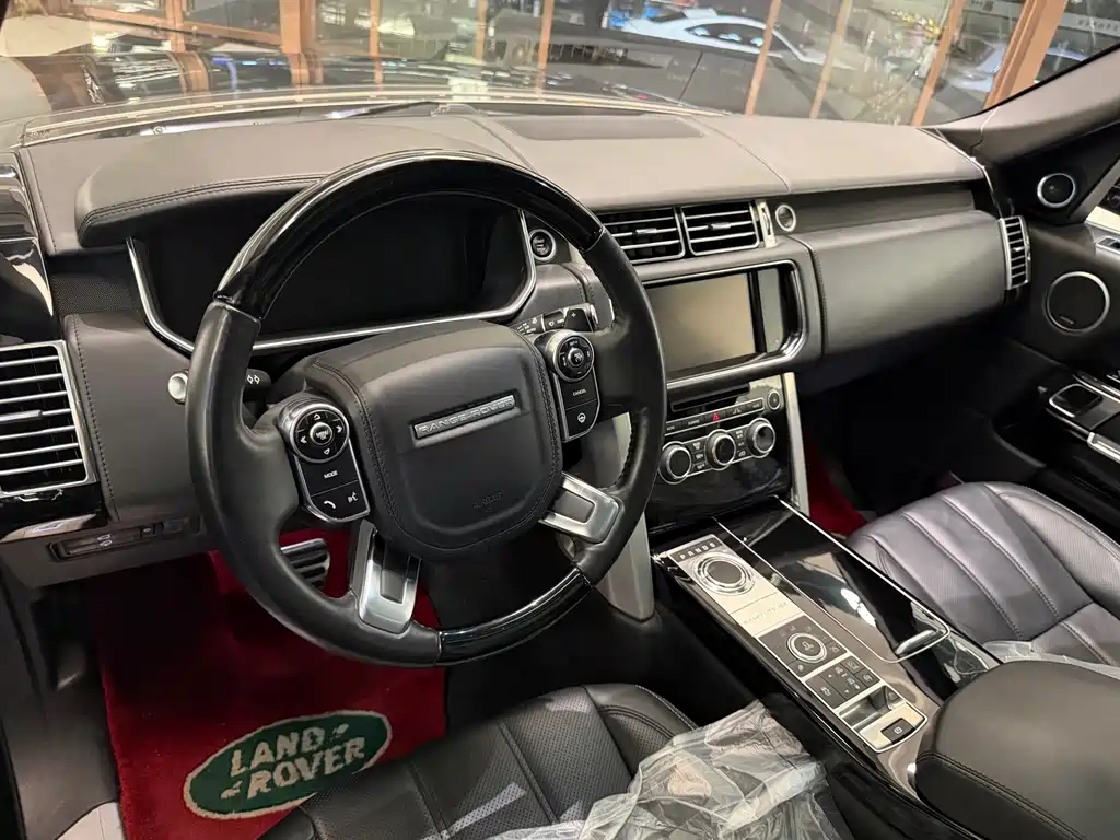 Land Rover Range Rover — миниатюра 10
