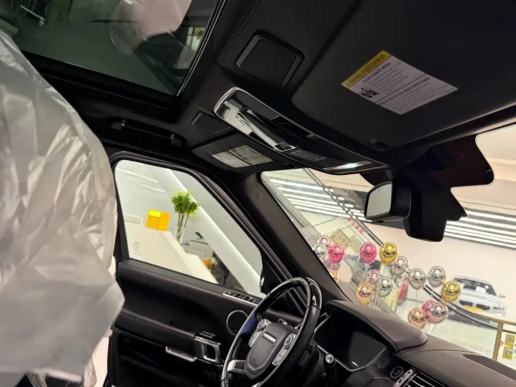 Land Rover Range Rover — миниатюра 19