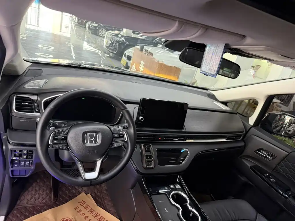 Honda Elysion — миниатюра 5