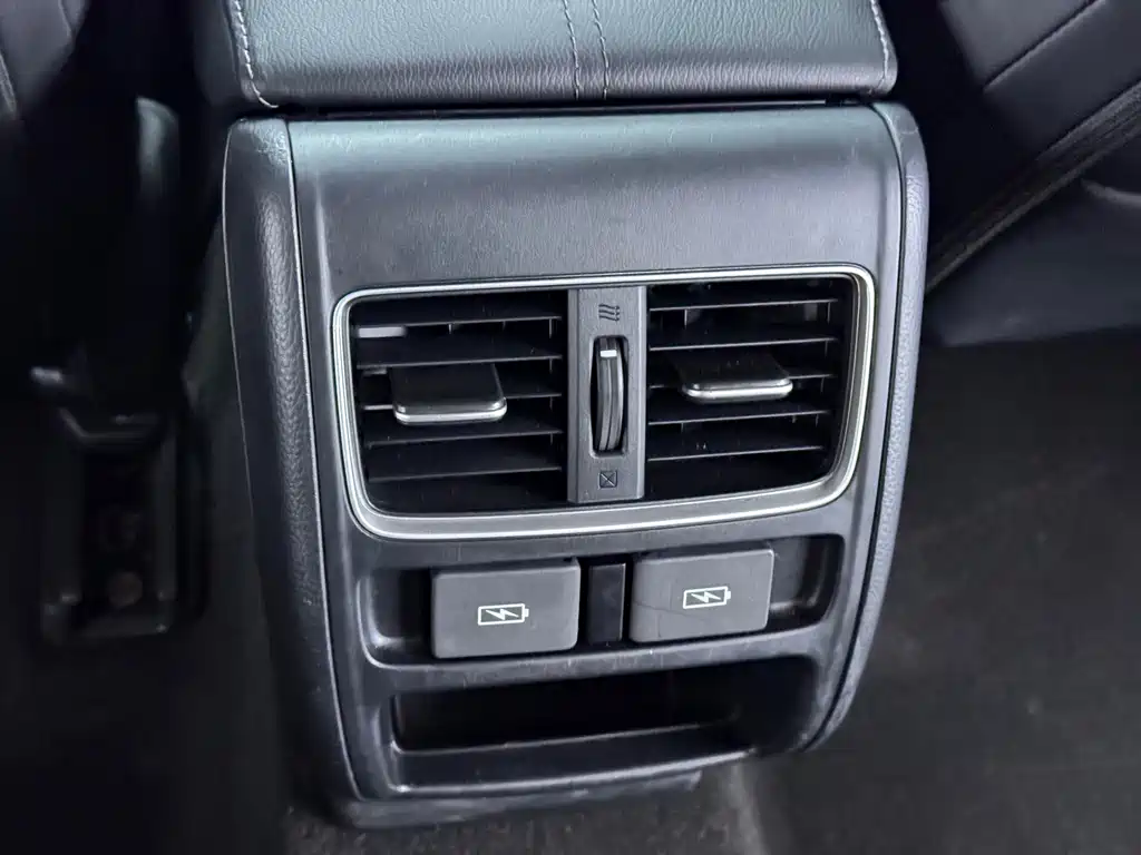 Honda Accord — миниатюра 14