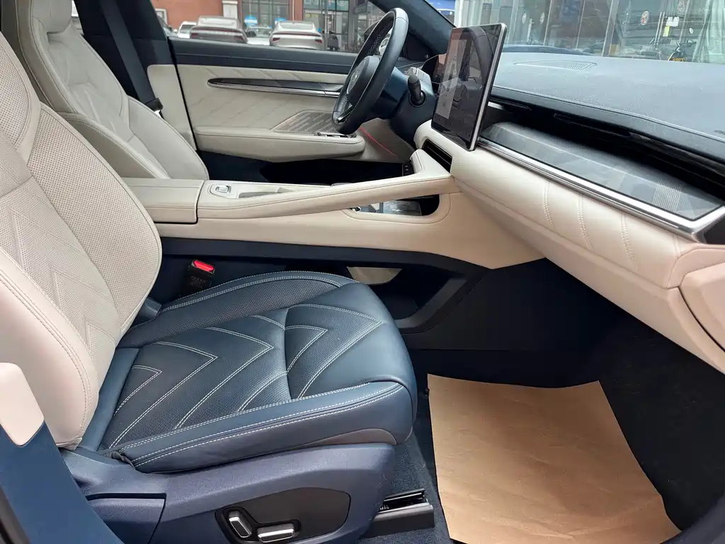 ZEEKR EXTREME KRYPTON 001