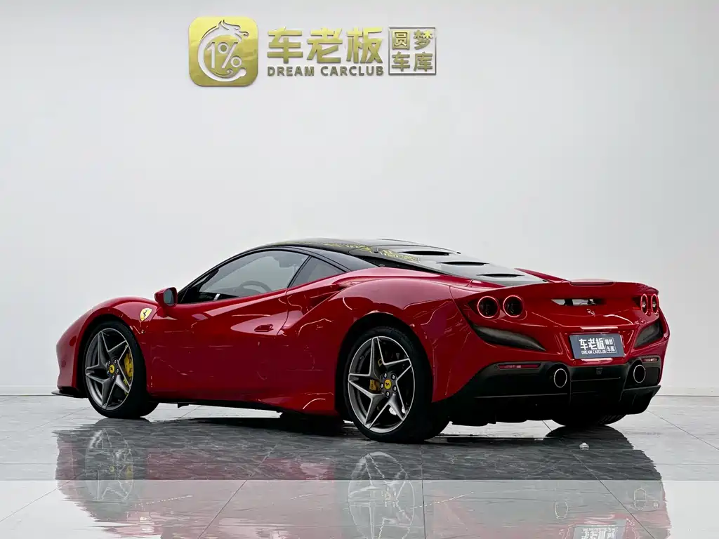 Ferrari F8 — миниатюра 6