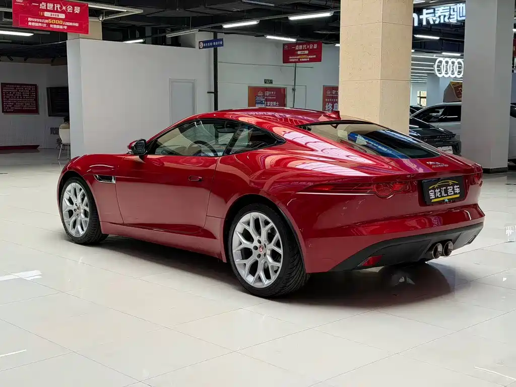 JAGUAR F TYPE