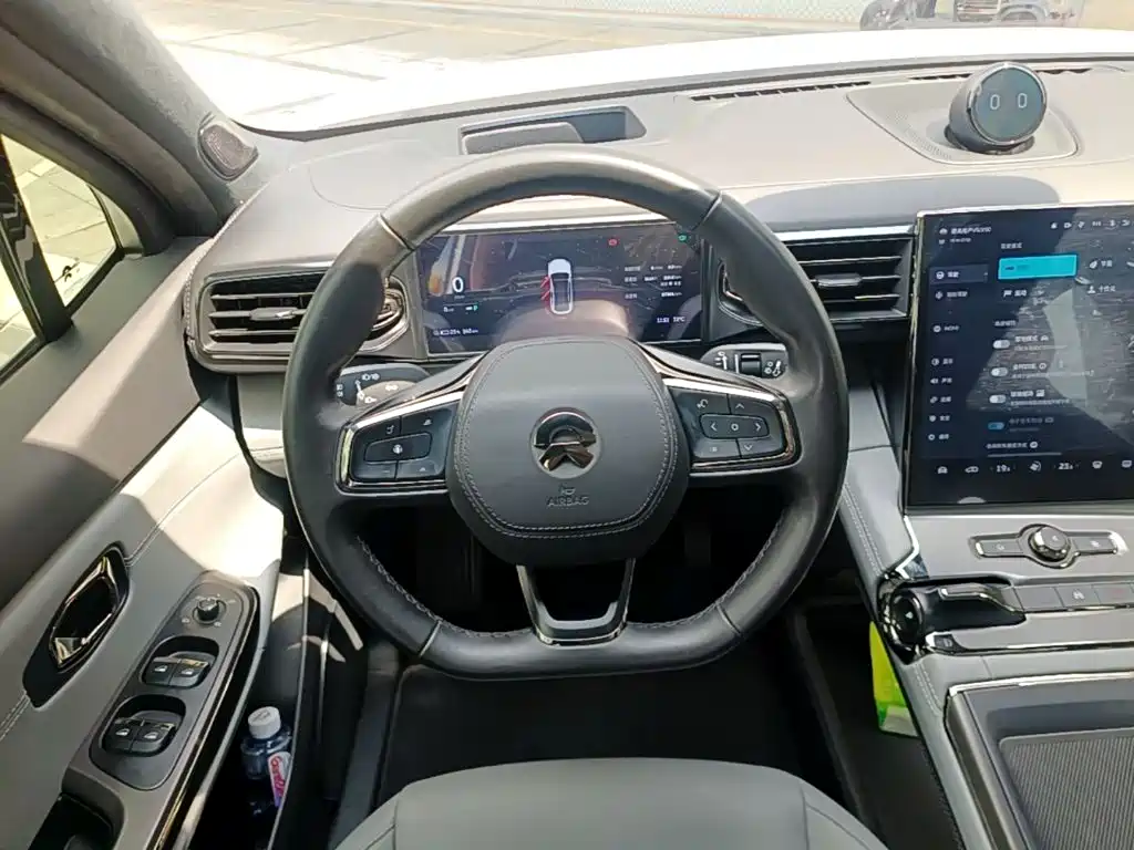 NIO EC6 — миниатюра 11