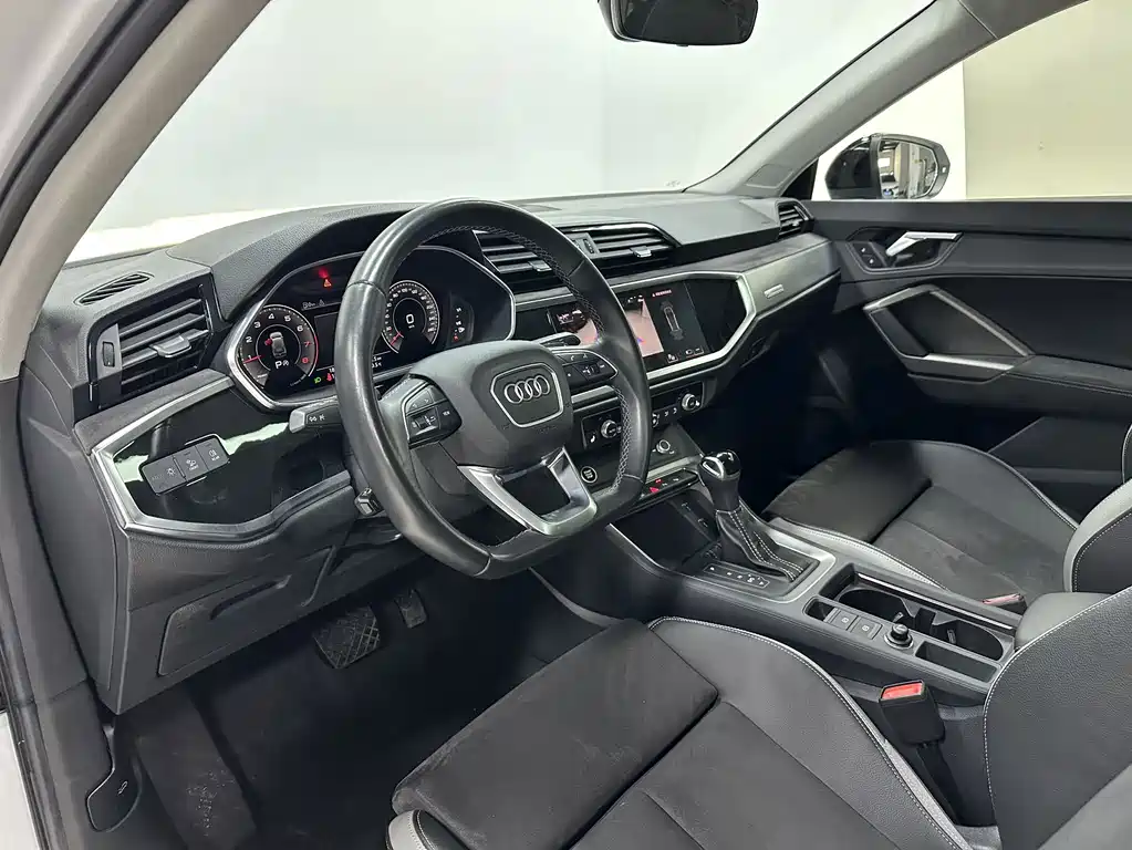 Audi Q3 — миниатюра 7