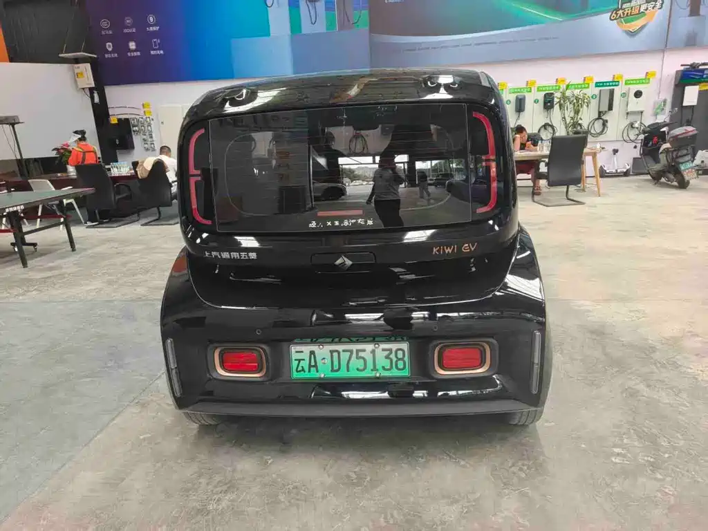 Baojun KiWi EV — миниатюра 6