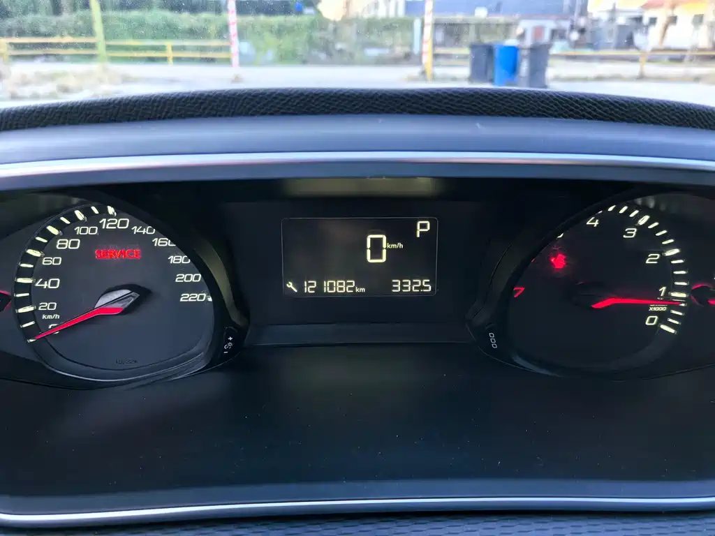 Peugeot 308 — миниатюра 16