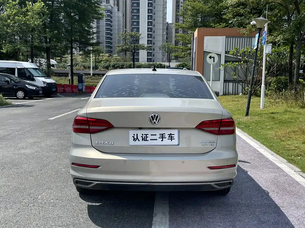 Volkswagen Lavida — миниатюра 17