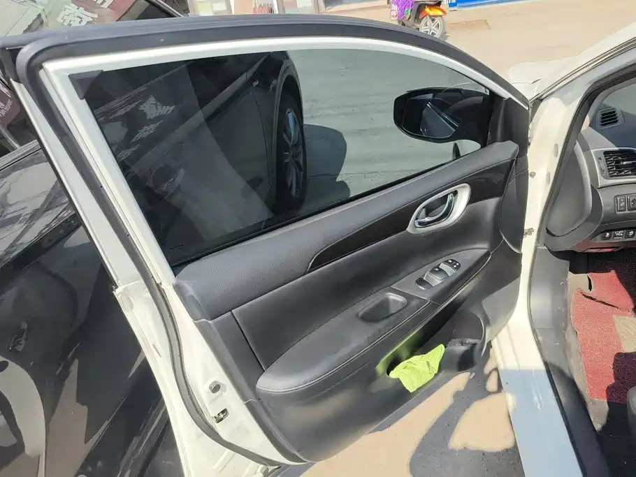Nissan Sylphy — миниатюра 7