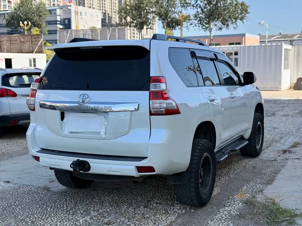 Toyota Prado — миниатюра 6
