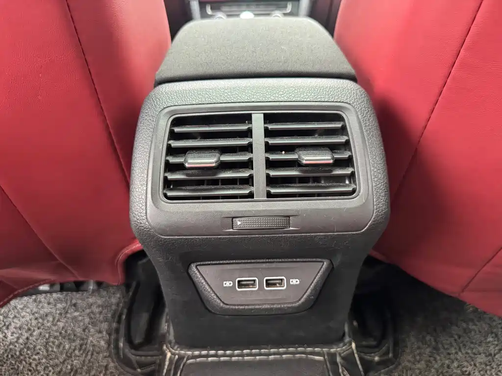 Volkswagen Golf — миниатюра 19