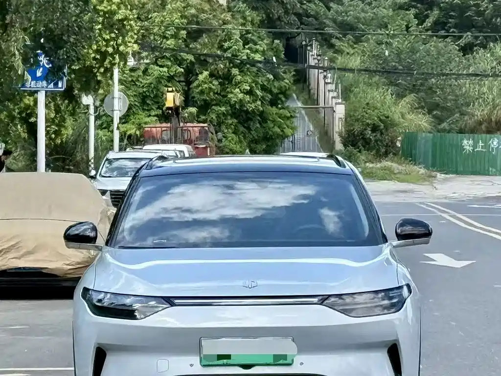 Leapmotor Leapmotor C11 — миниатюра 2