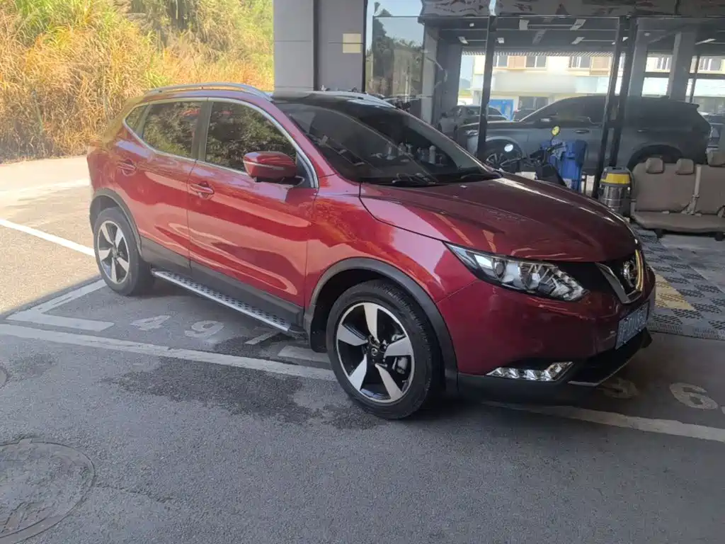 Nissan Qashqai — миниатюра 4