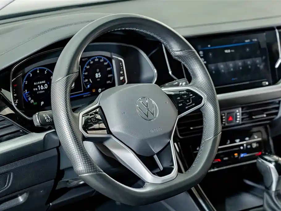 Volkswagen Passat — миниатюра 10
