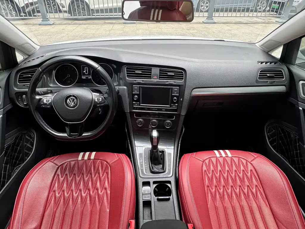 Volkswagen Golf — миниатюра 8