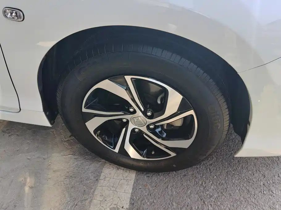 Honda Accord — миниатюра 6