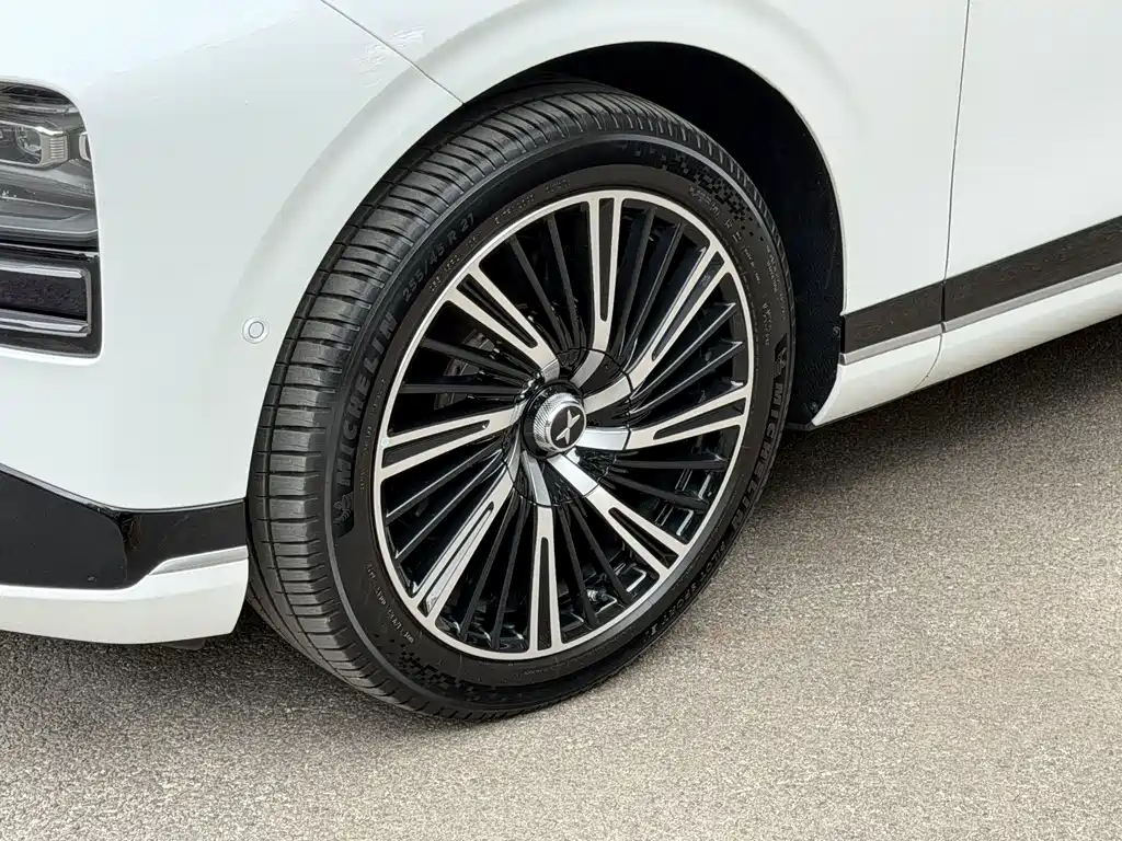 XPeng G9 — миниатюра 9