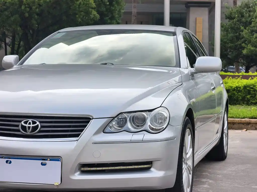 Toyota Reiz — миниатюра 4