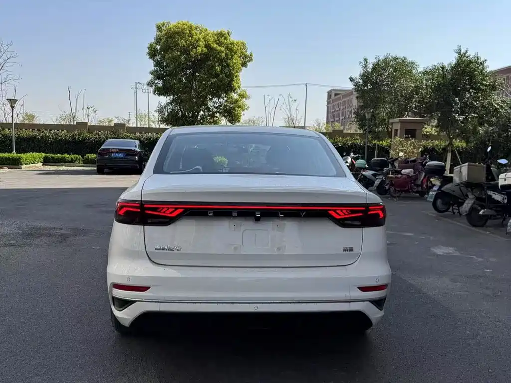 GEELY AUTOMOBILE EMGRAND