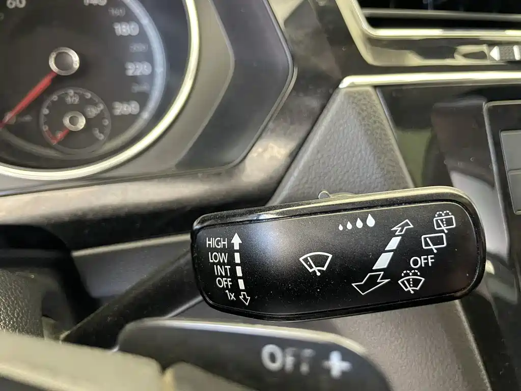 Volkswagen Tiguan L — миниатюра 20