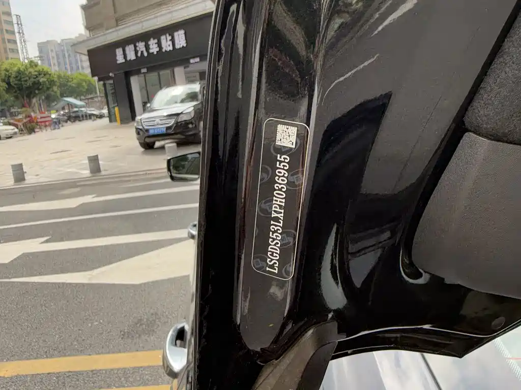 Cadillac CT5 — миниатюра 7