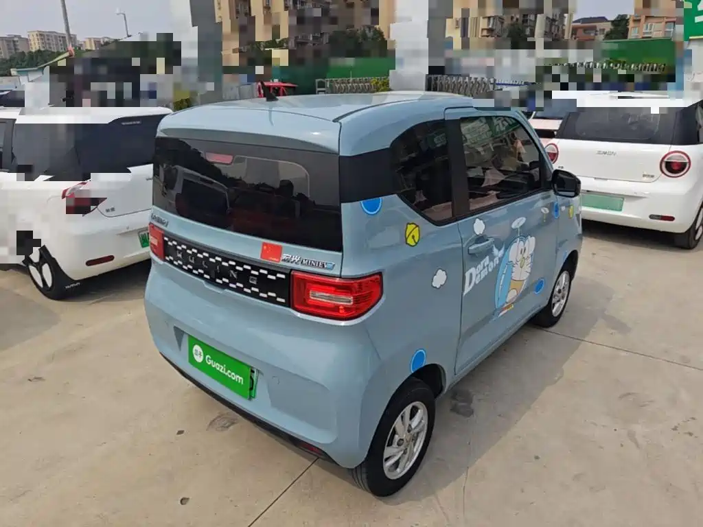 Wuling MINIEV — миниатюра 7