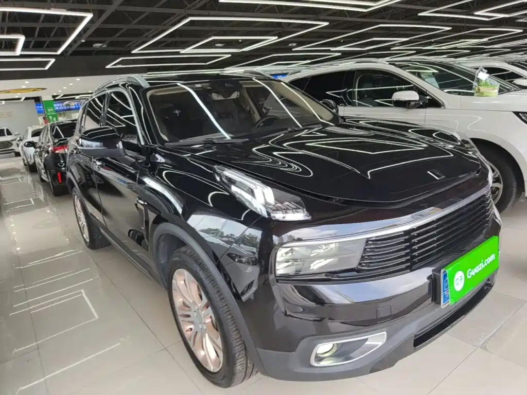 Lynk & Co 01 — миниатюра 4