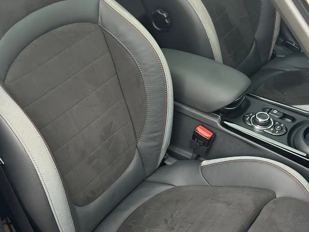 MINI Mini JCW Clubman — миниатюра 12