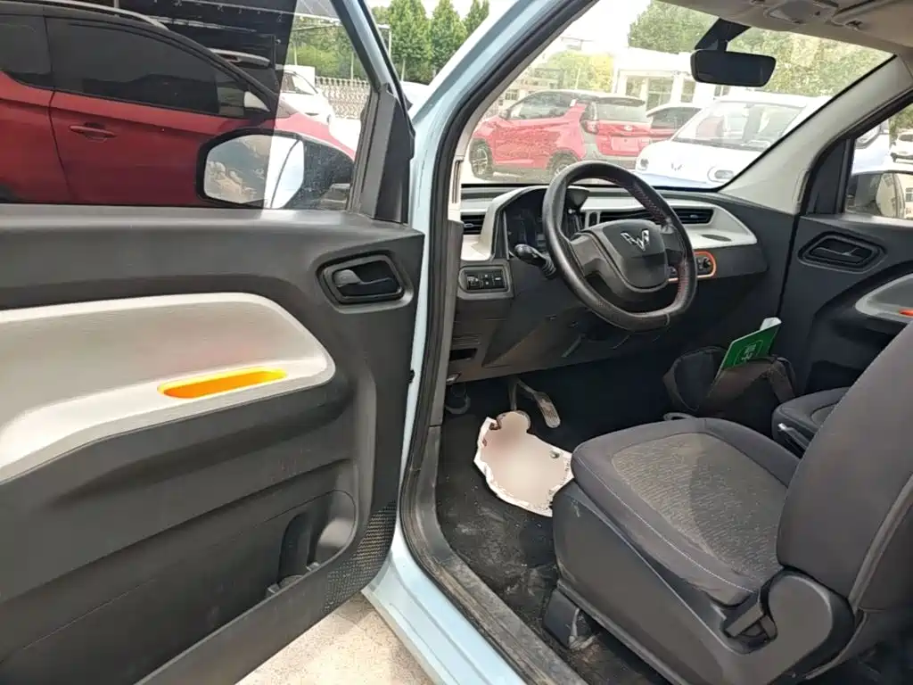 Wuling MINIEV — миниатюра 16