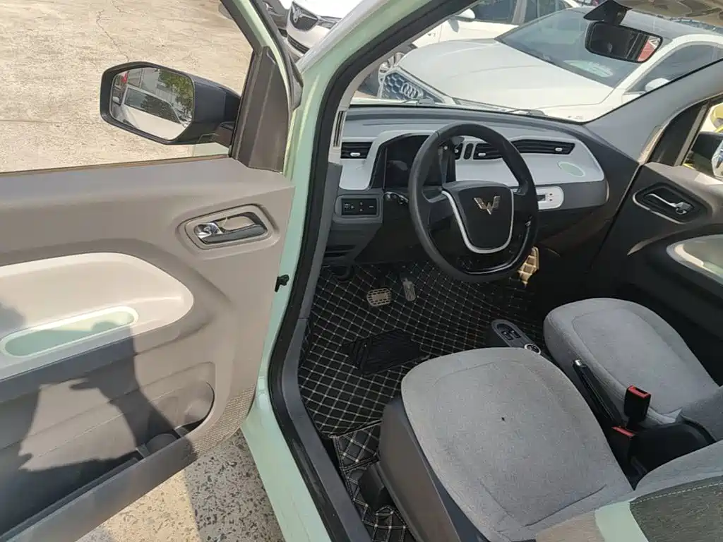 Wuling MINIEV — миниатюра 16