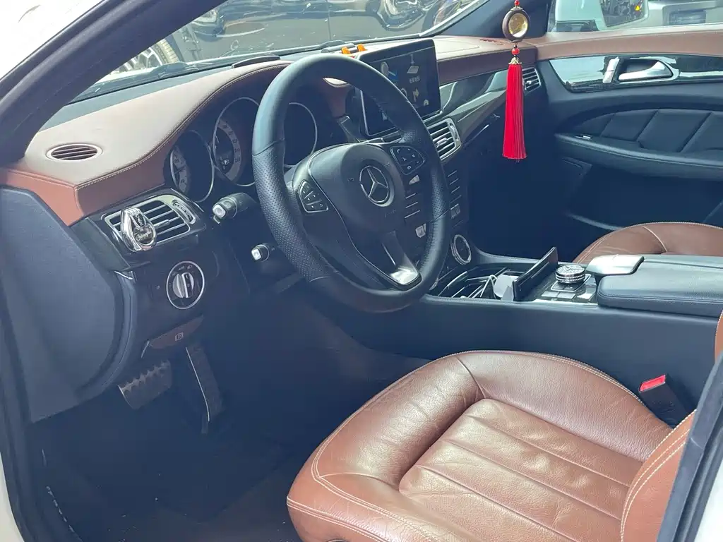 Mercedes-Benz CLS — миниатюра 7