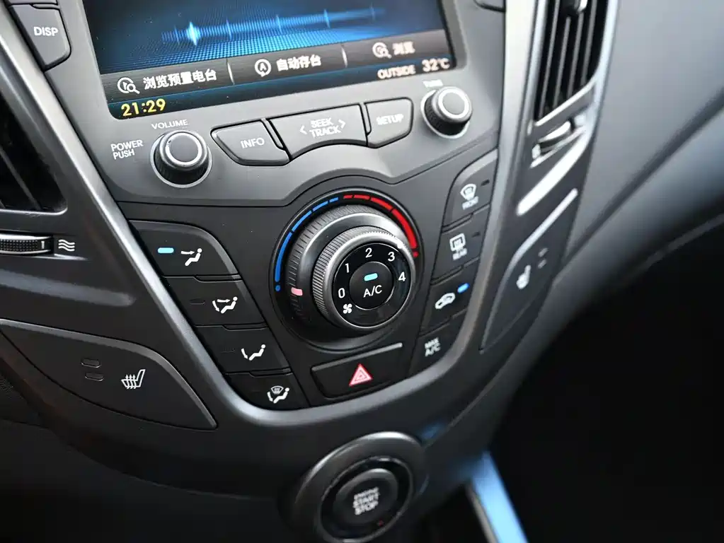 Hyundai Veloster — миниатюра 11