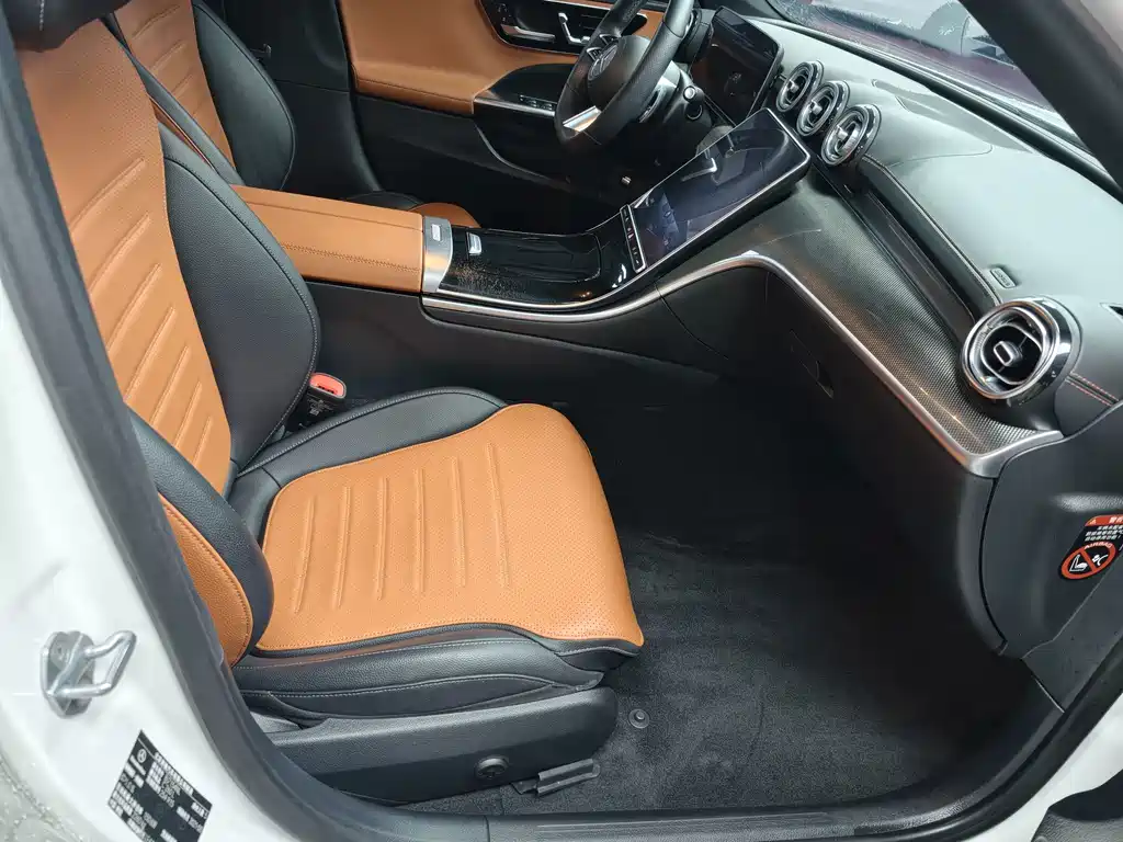 Mercedes-Benz C-Class — миниатюра 15