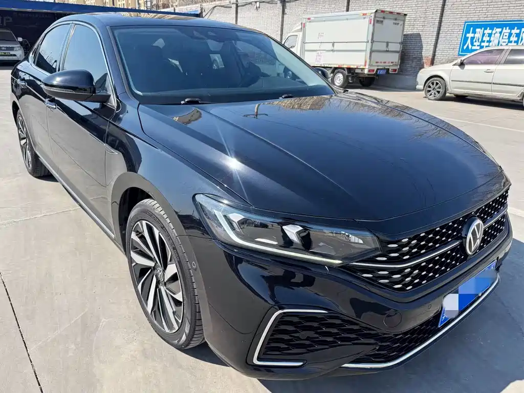Volkswagen Passat 2022