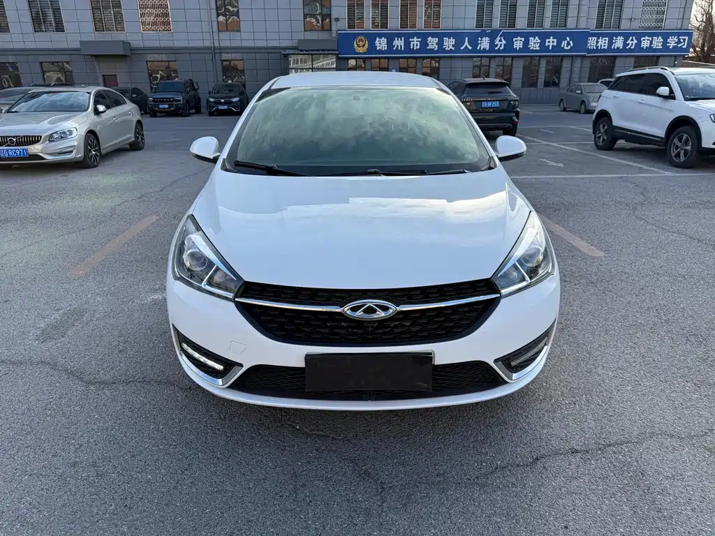 CHERY ARRIZO 5