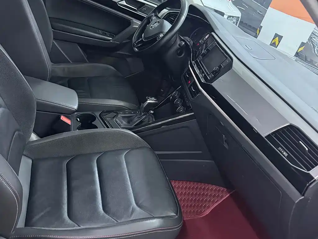 Volkswagen Tayron — миниатюра 4