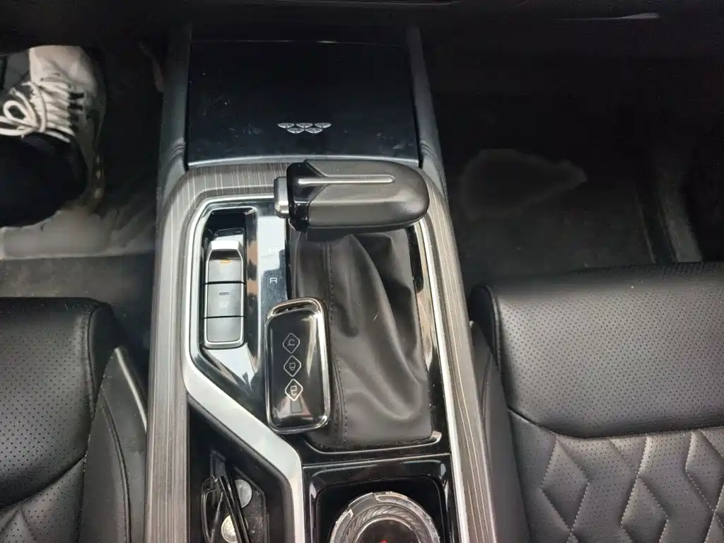 Wuling Jiachen — миниатюра 7
