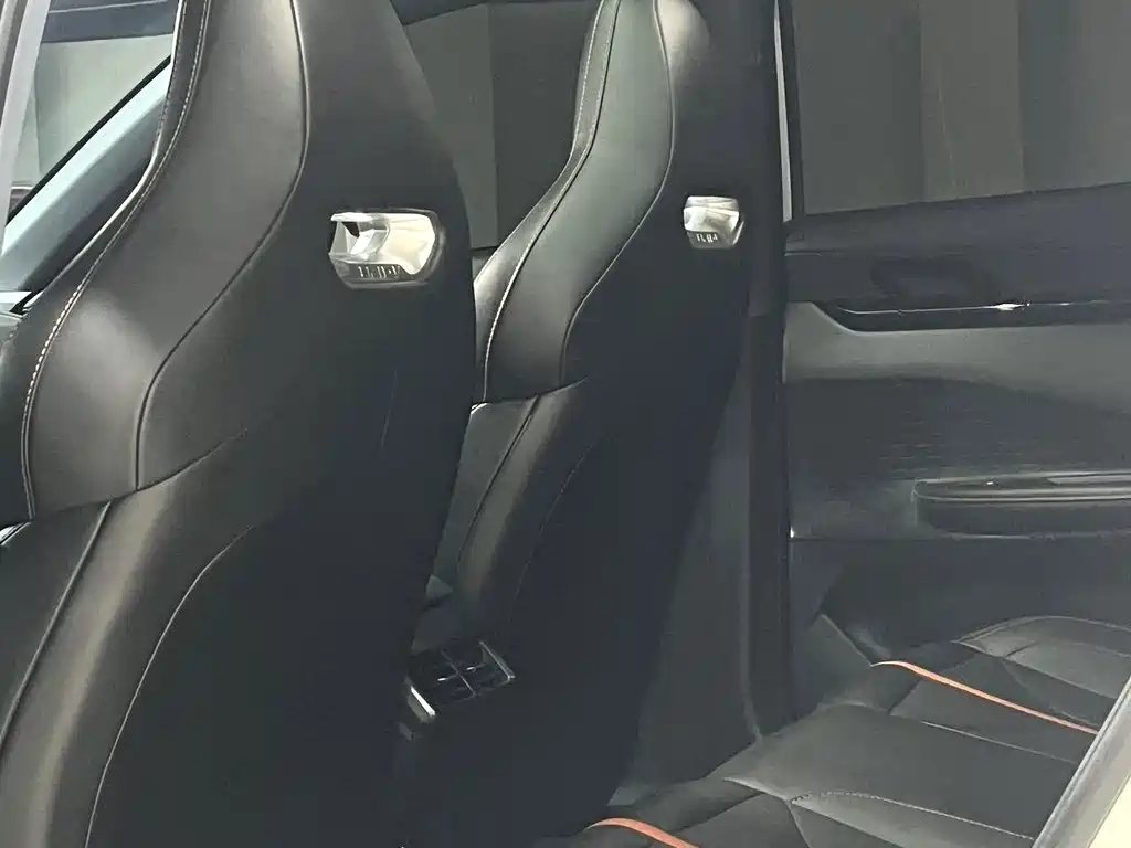 Changan UNI-V — миниатюра 8