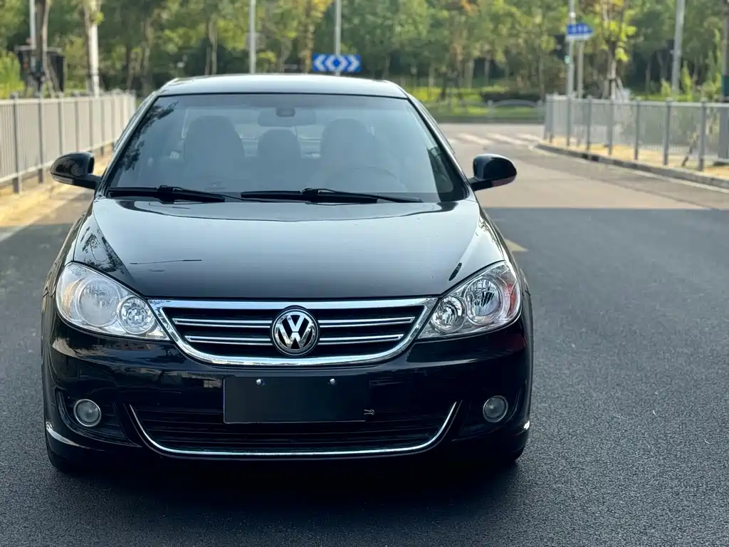Volkswagen Lavida — миниатюра 2
