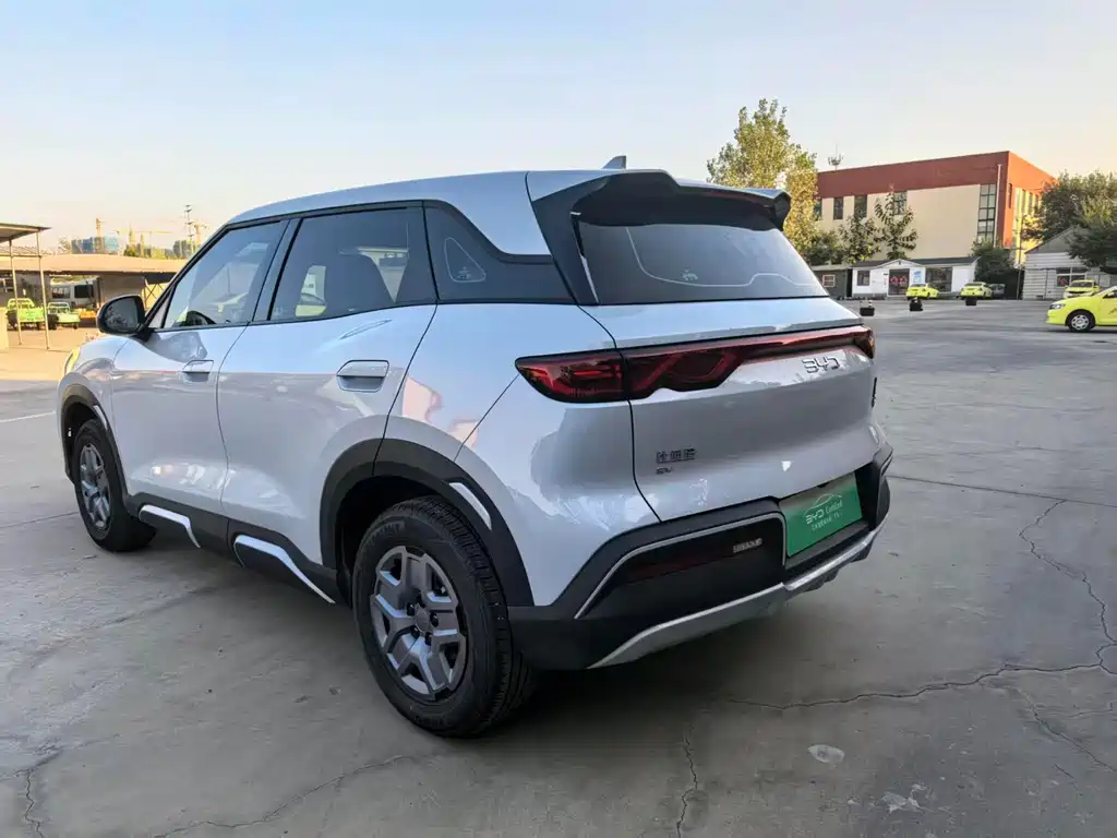 BYD Yuan UP — миниатюра 3