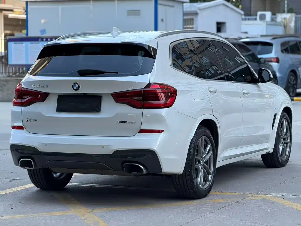 BMW X3 — миниатюра 5