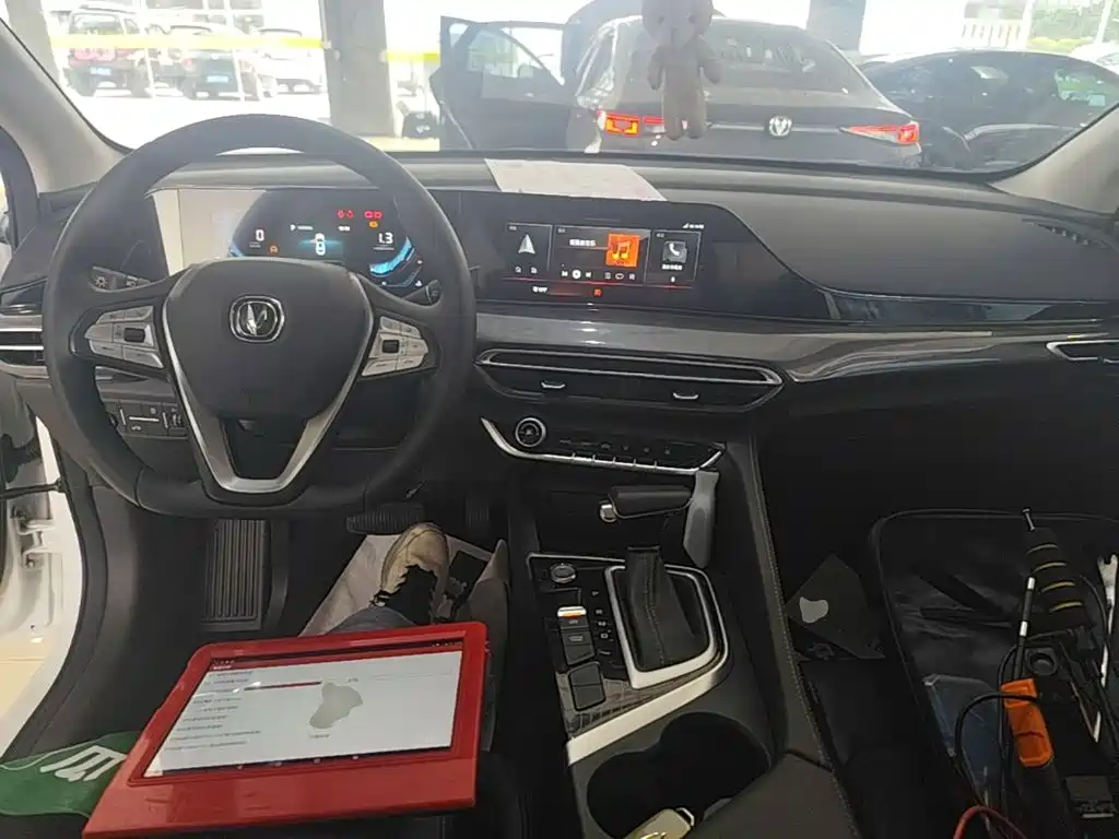 Changan Eado — миниатюра 10