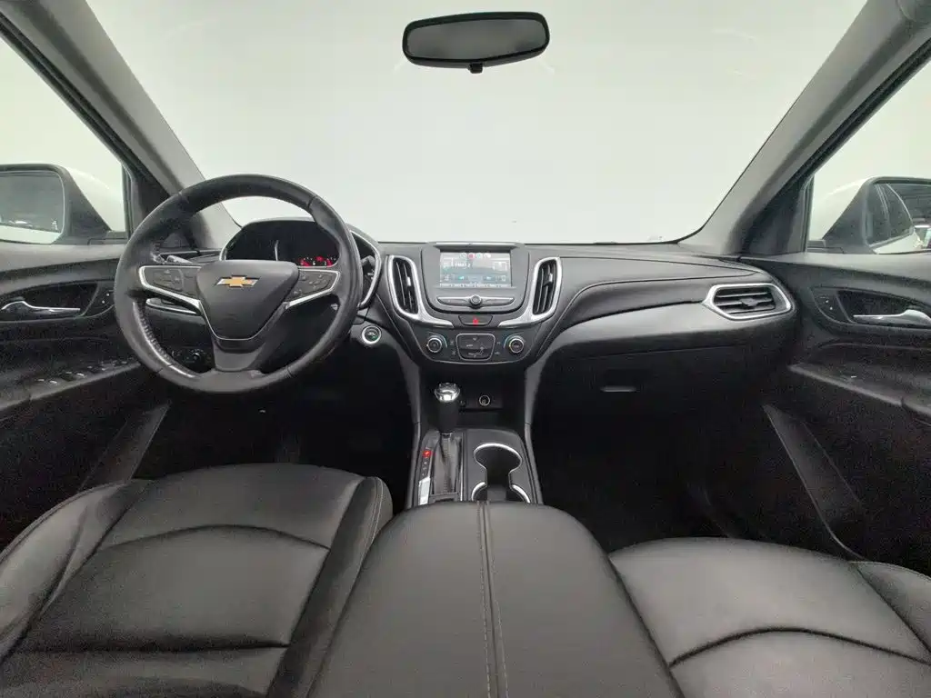 Chevrolet Equinox — миниатюра 5
