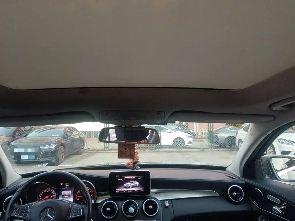 Mercedes-Benz C-Class — миниатюра 19